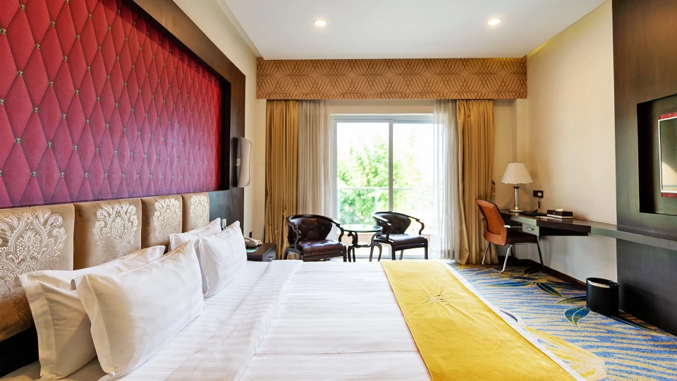 deluxe-room