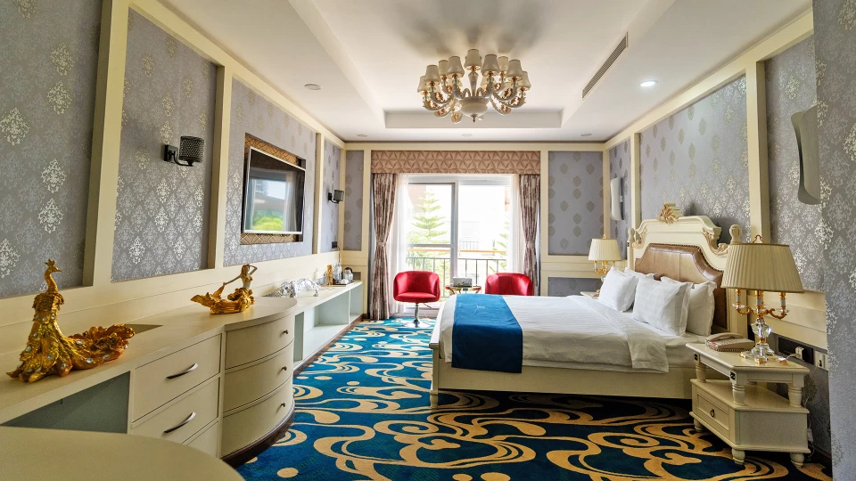 mechi-suites